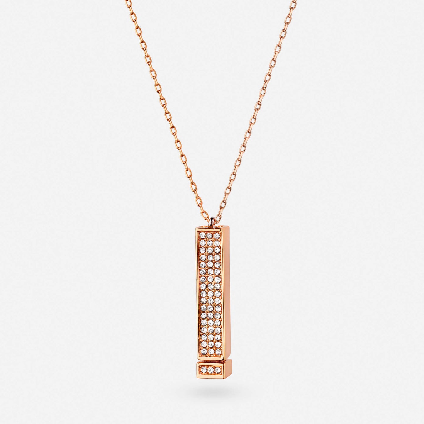 A Hidden “I Love You” Necklace She’ll Never Forget