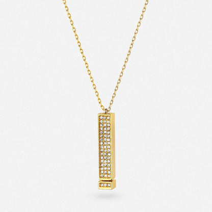 A Hidden “I Love You” Necklace She’ll Never Forget