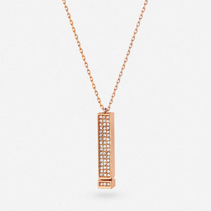 A Hidden “I Love You” Necklace She’ll Never Forget