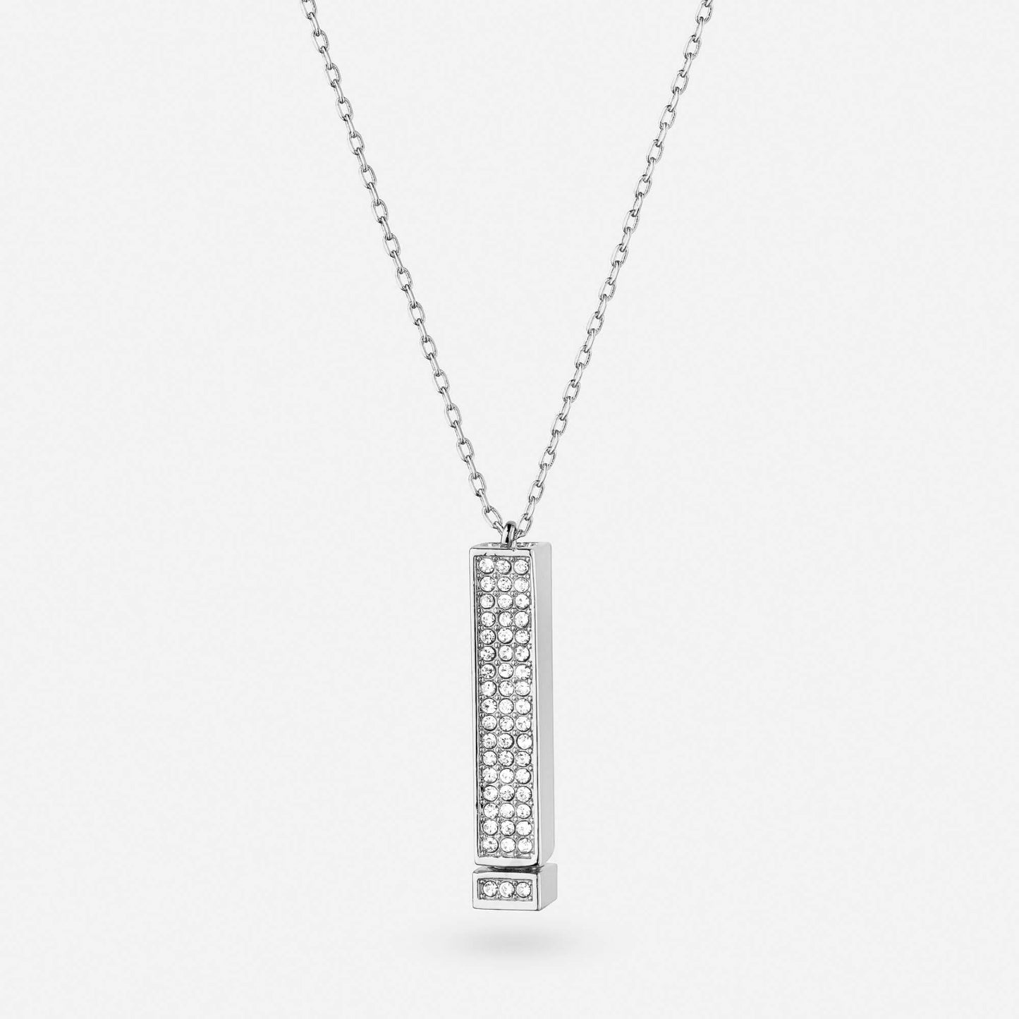 A Hidden “I Love You” Necklace She’ll Never Forget